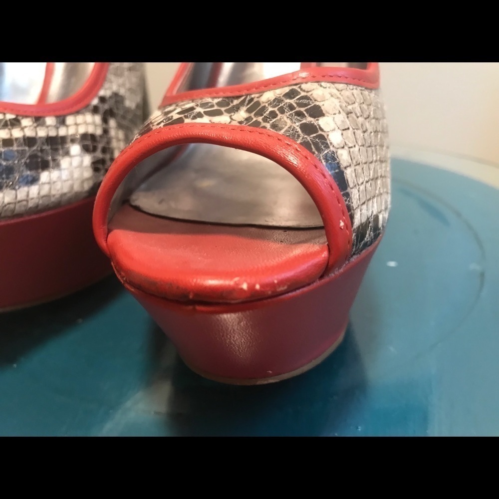 Guess Platform Shoes Size 7.5 - Picture 11 of 16